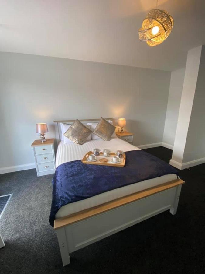 Hôtel Temple Golf Club à Lisburn Extérieur photo