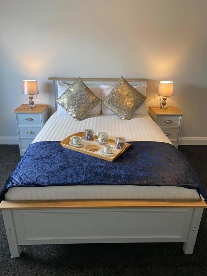 Hôtel Temple Golf Club à Lisburn Extérieur photo