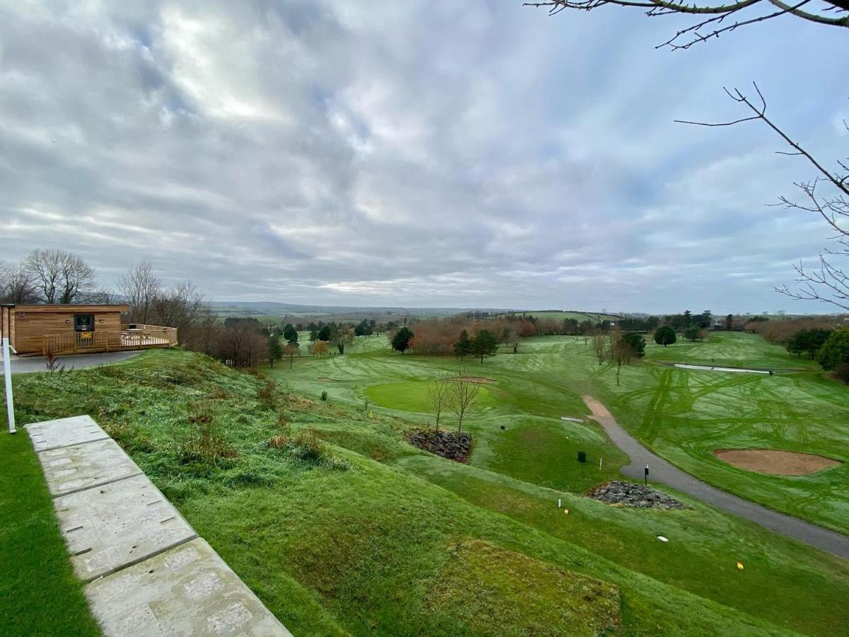 Hôtel Temple Golf Club à Lisburn Extérieur photo